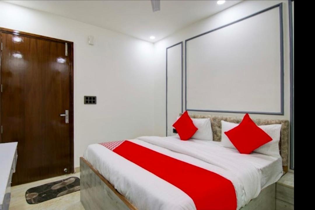 Hotel Neon Tower Neu-Delhi Exterior foto